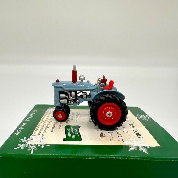Hallmark Keepsake Antique Tractors #7 Series 2003 Miniature Christmas Ornament - Picture 6 of 11